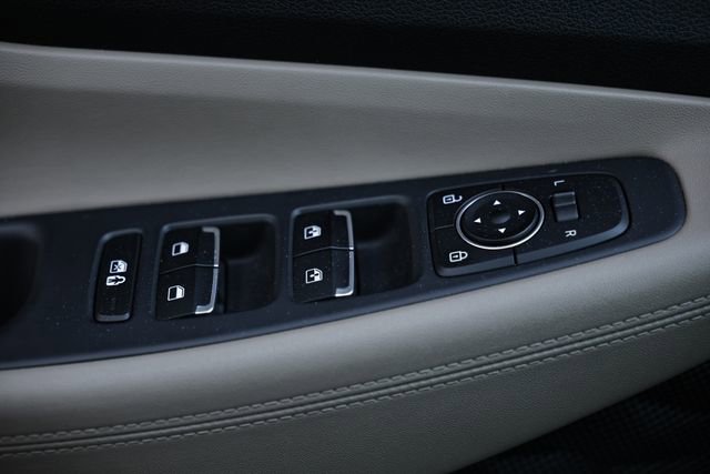 Used 2023 Hyundai Santa Fe SEL AWD/4WD image 16