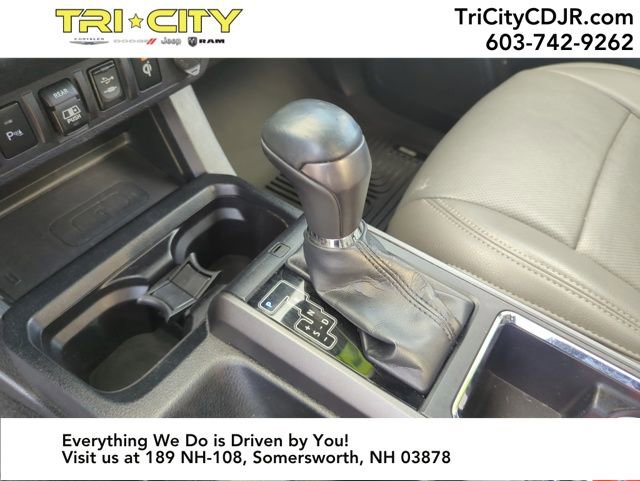 Used 2018 Toyota Tacoma TRD Off-Road image 29