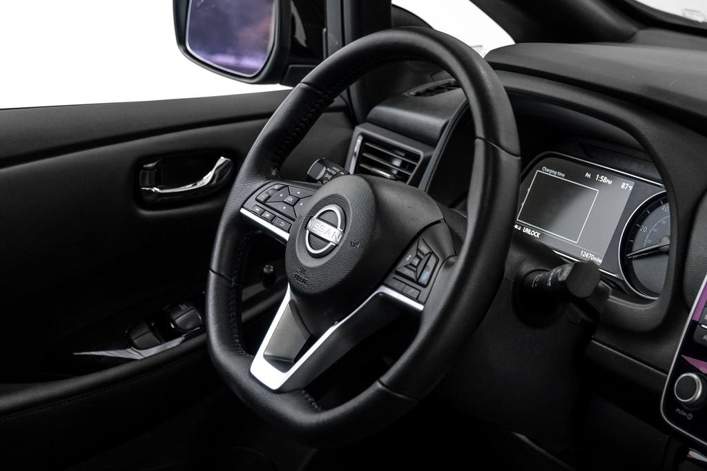 Used 2025 Nissan Leaf SV Plus FWD image 14