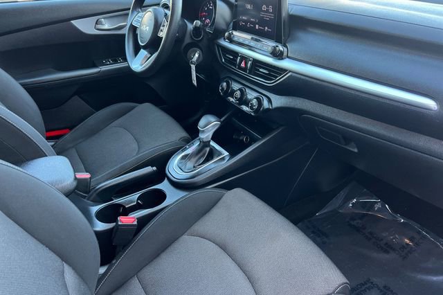 Used 2024 Kia Forte LXS FWD image 16