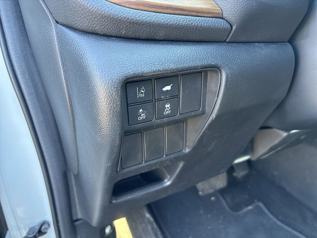 Used 2018 Honda CR-V Touring image 20