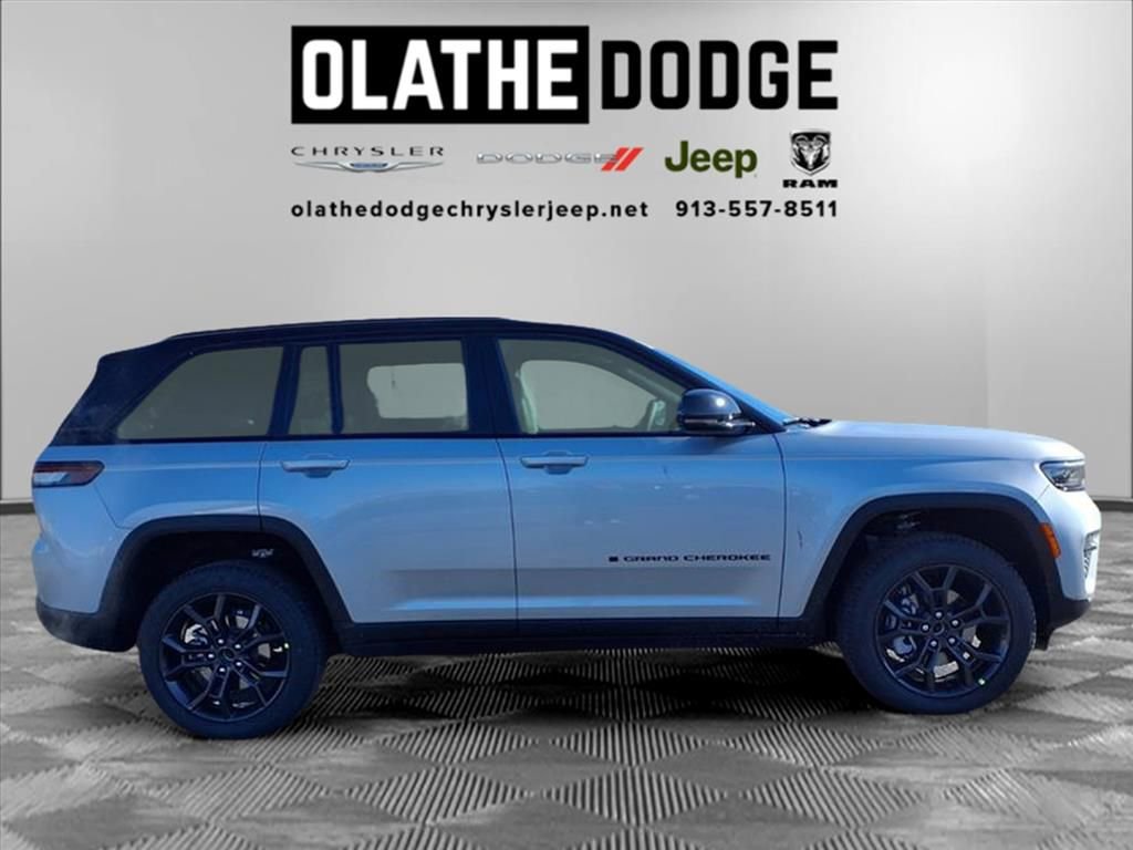 New 2025 Jeep Grand Cherokee Limited AWD/4WD image 29