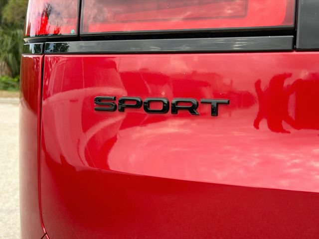 Used 2024 Land Rover Range Rover Sport SE AWD/4WD image 11