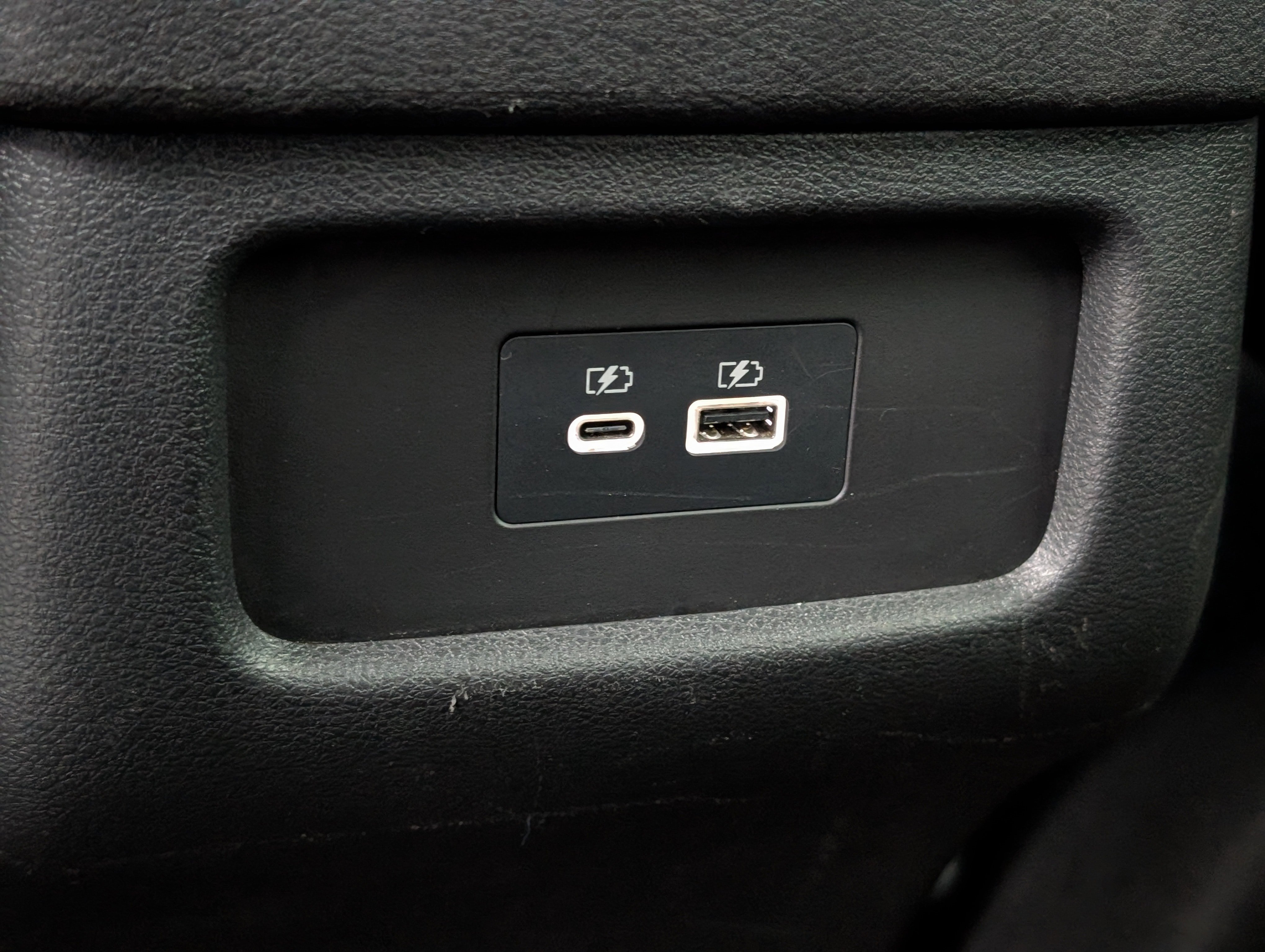 Used 2022 Nissan Pathfinder SL image 37