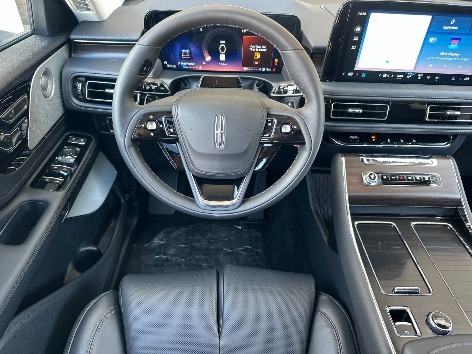 New 2026 Lincoln Aviator Reserve AWD/4WD image 13