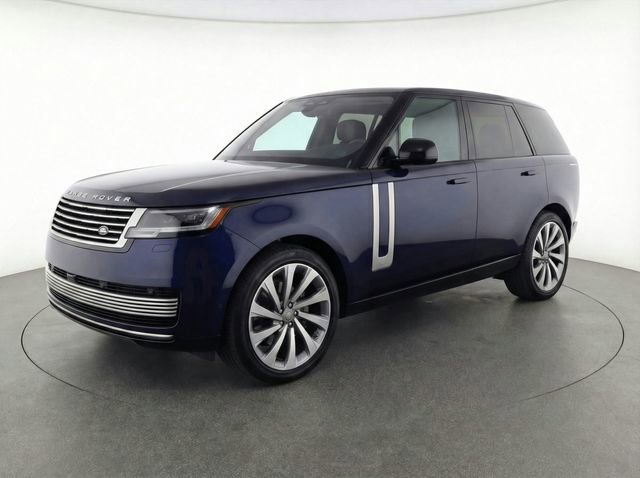 Certified 2025 Land Rover Range Rover SV image 17