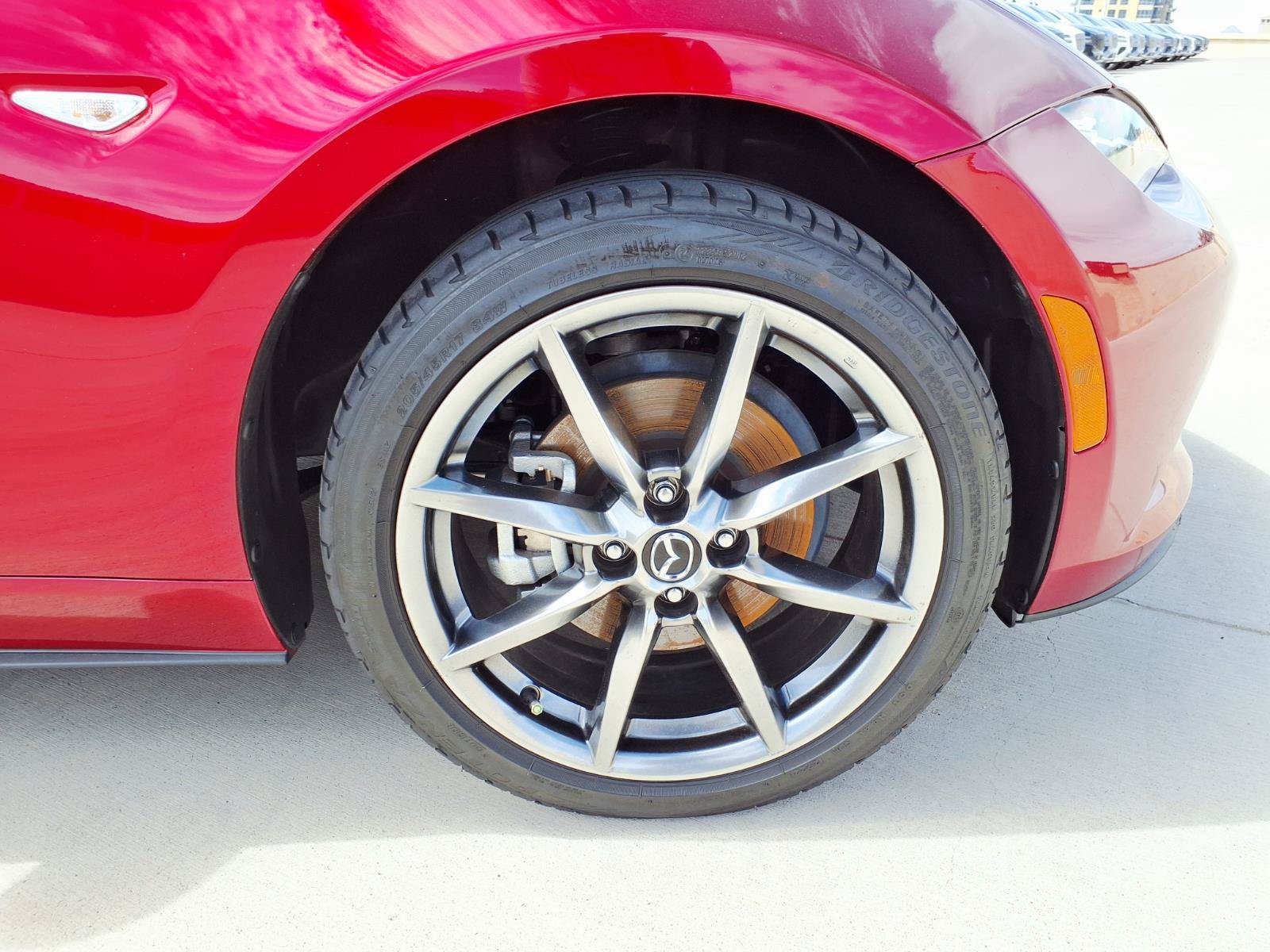 Used 2022 MAZDA MX-5 Miata RF Grand Touring RWD image 8