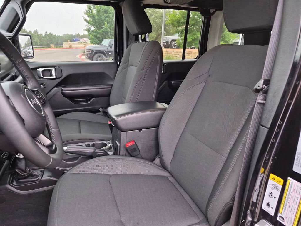 Used 2018 Jeep Wrangler Unlimited Sport S AWD/4WD image 21