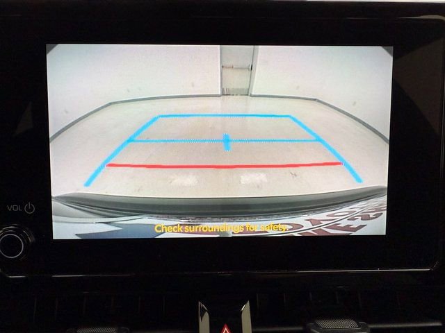 Used 2024 Toyota Corolla SE w/ SE Convenience Package FWD image 20
