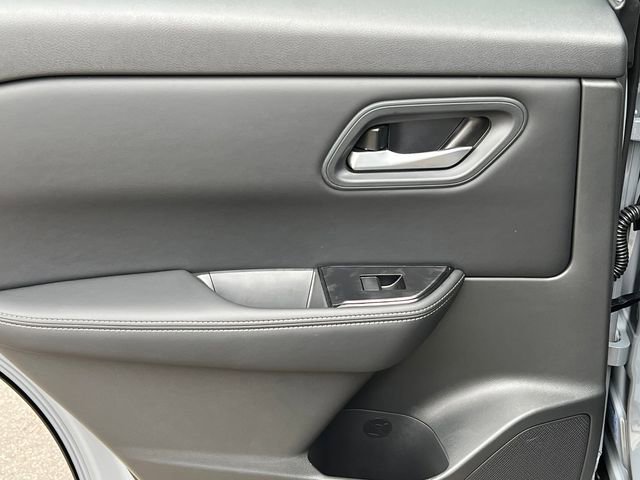 New 2026 Nissan Rogue SV w/ Cold Weather Package image 31
