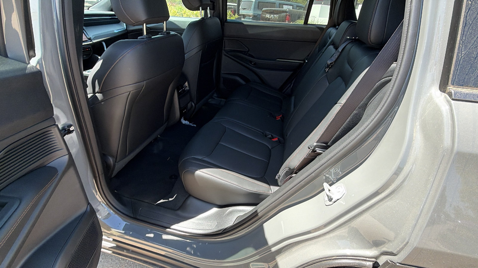 Certified 2026 Jeep Cherokee Limited AWD/4WD image 19