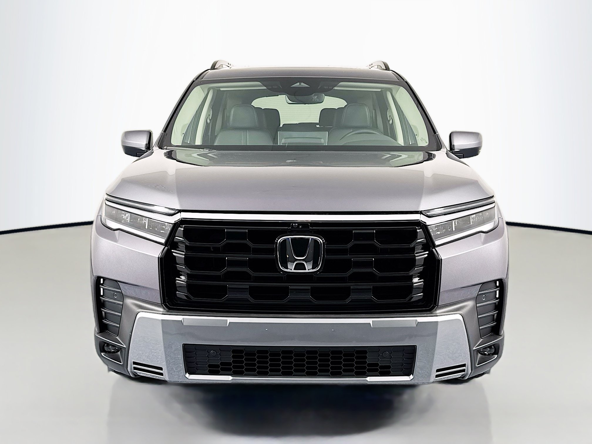 New 2026 Honda Pilot Touring image 2