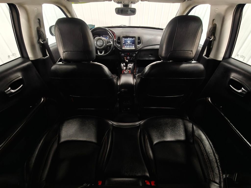 Used 2020 Jeep Compass Trailhawk AWD/4WD image 31