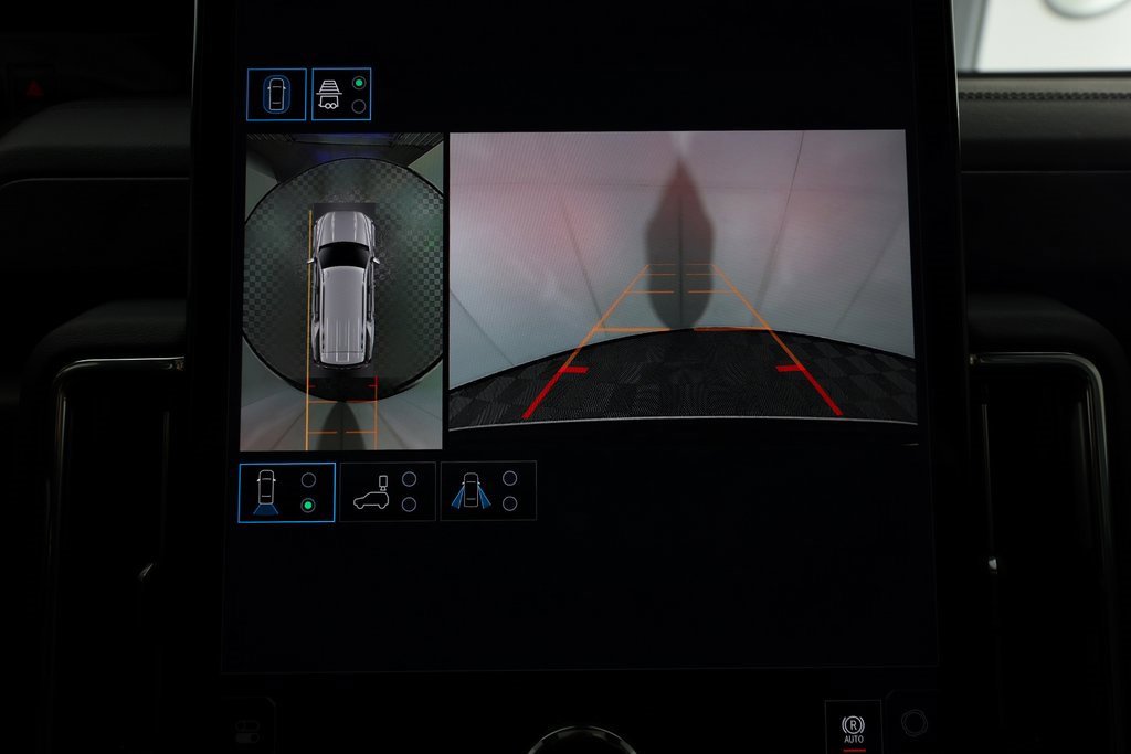 Used 2026 GMC Yukon Denali w/ Sun & Power Step Package image 30