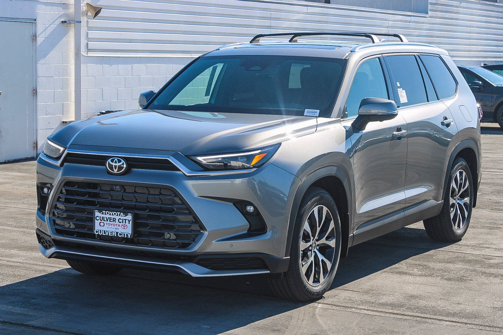 New 2026 Toyota Grand Highlander AWD Hybrid image 3