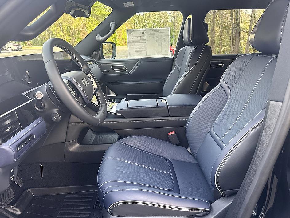 New 2026 INFINITI QX80 4WD image 11