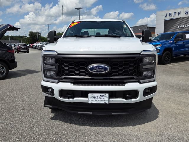 Used 2024 Ford F250 XL w/ STX Appearance Package AWD/4WD image 2