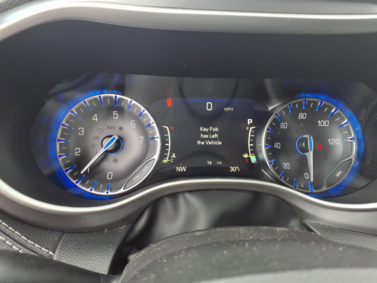 New 2026 Chrysler Pacifica Select FWD image 11