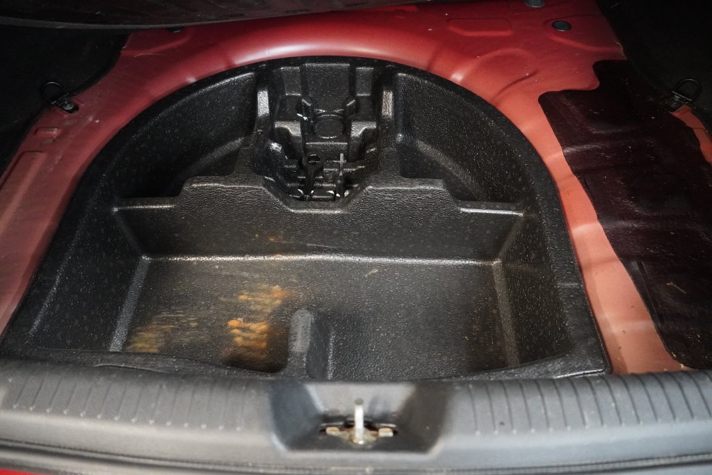 Used 2013 Hyundai Elantra GLS FWD image 10