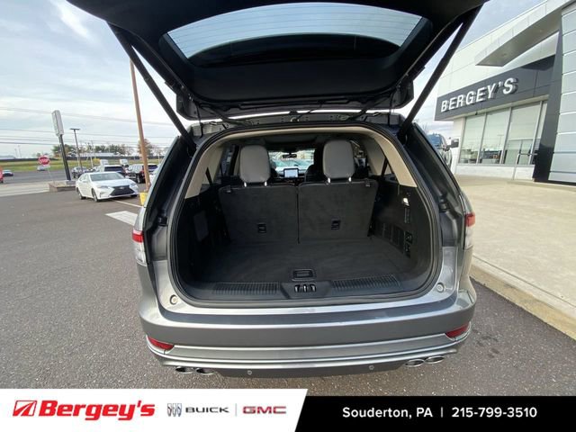 Used 2021 Lincoln Aviator Reserve w/ Equipment Group 208A image 29