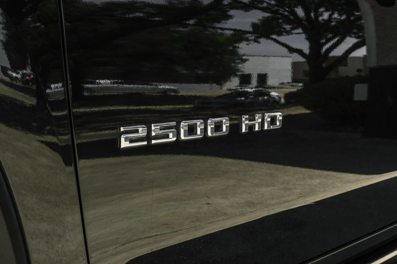 Used 2023 Chevrolet Silverado 2500 High Country AWD/4WD image 43