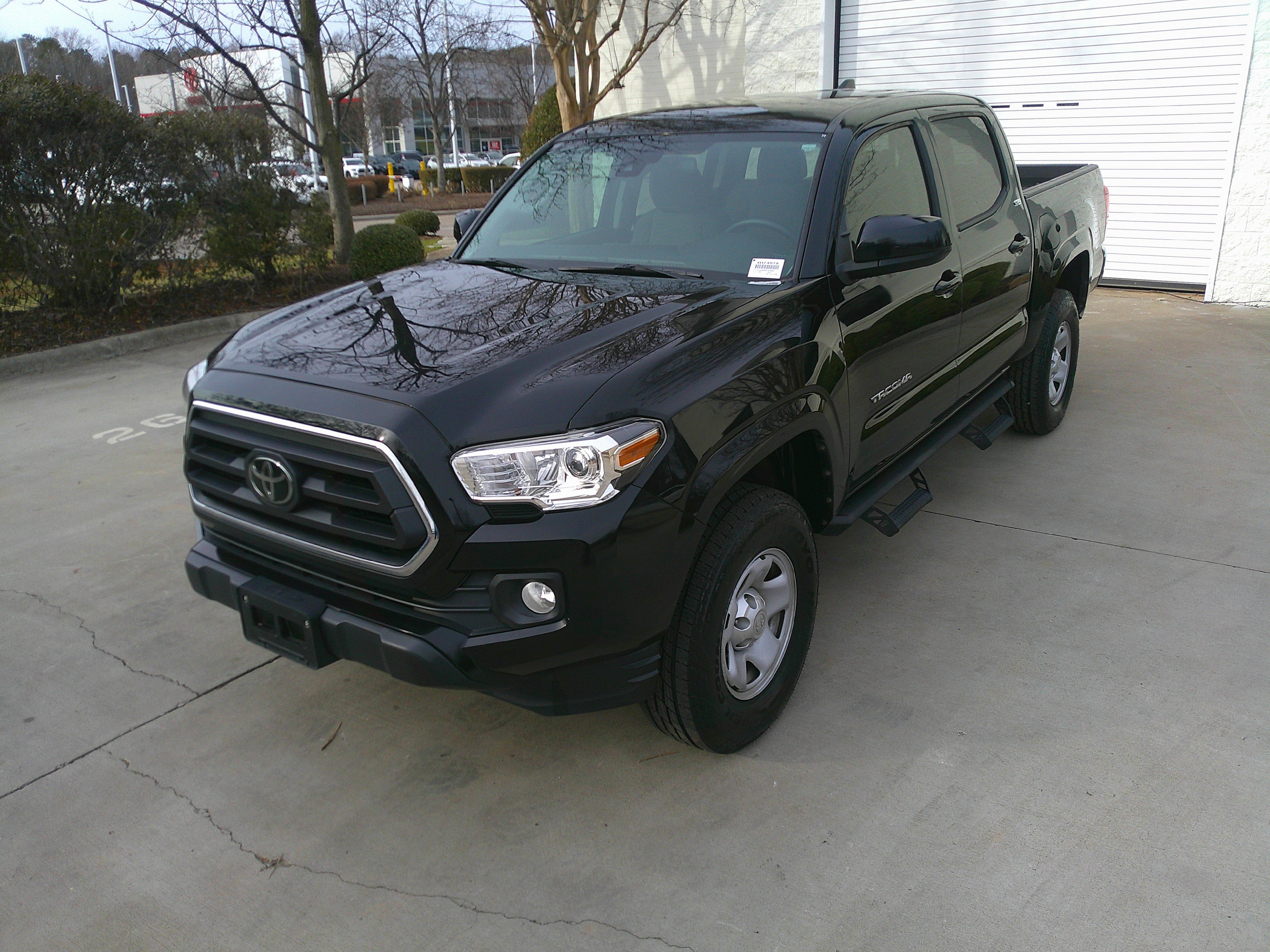 Used 2022 Toyota Tacoma SR5 image 6