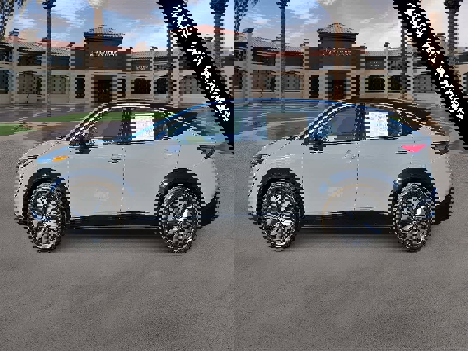 Used 2024 Nissan Ariya FWD image 5