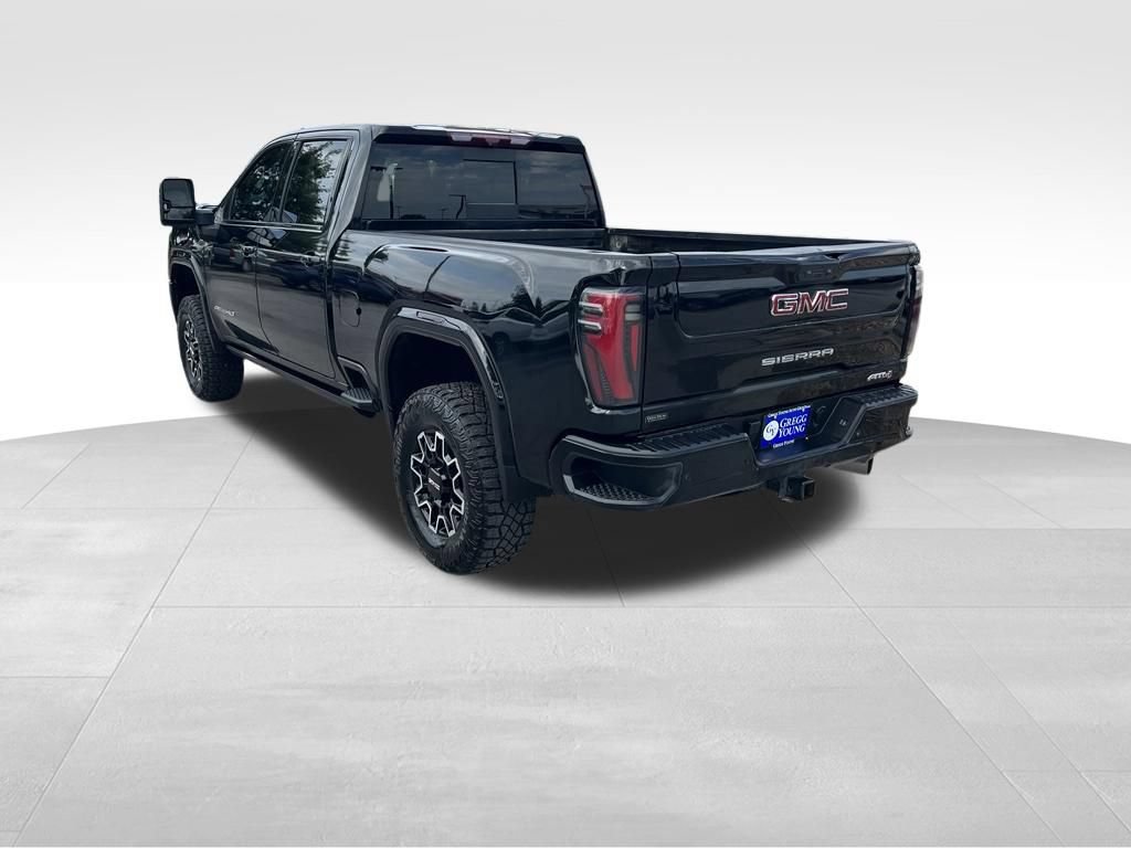Used 2024 GMC Sierra 3500 AT4 w/ AT4 Premium Plus Package AWD/4WD image 4