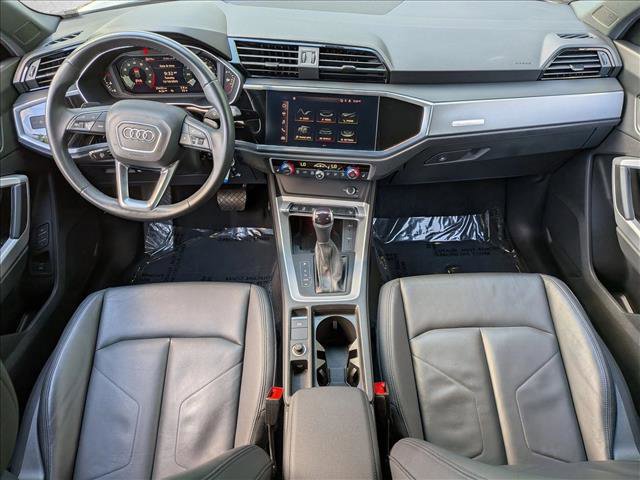 Used 2022 Audi Q3 2.0T Premium Plus w/ Premium Plus Package image 18