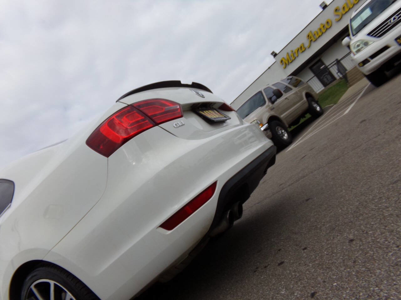 Used 2013 Volkswagen Jetta GLI Autobahn image 9