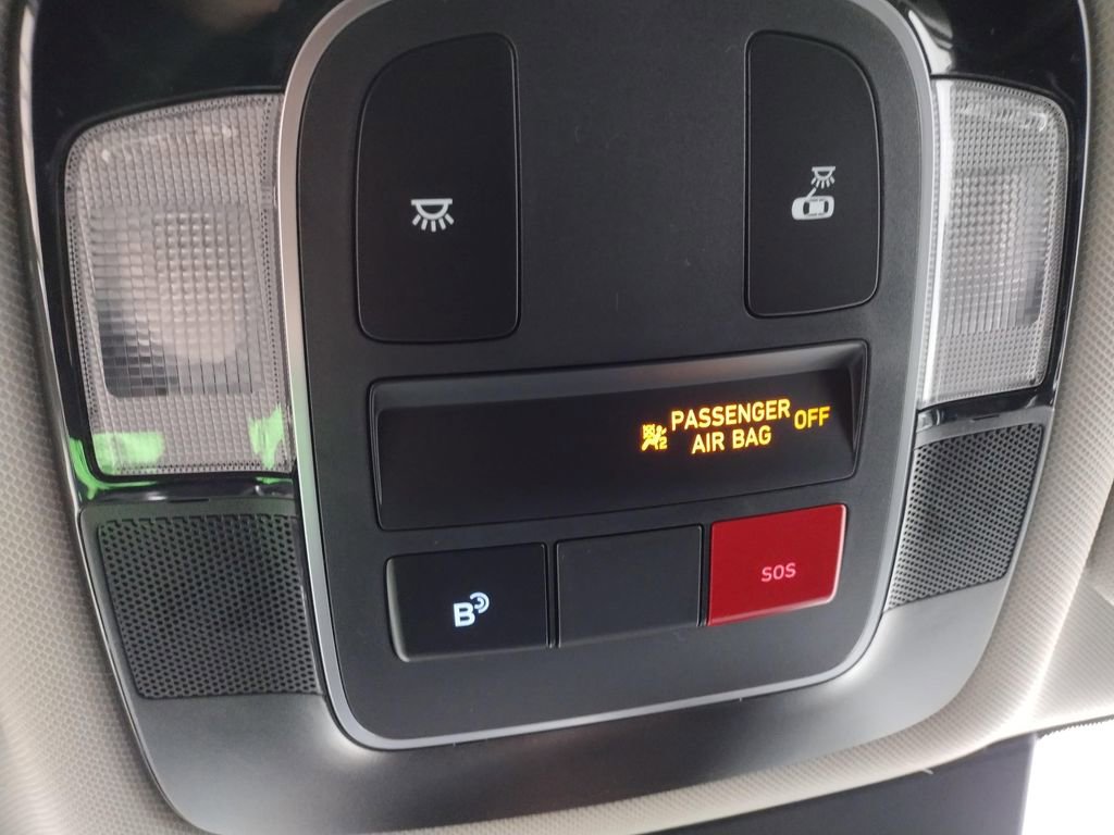 Used 2025 Hyundai Sonata SE FWD image 26