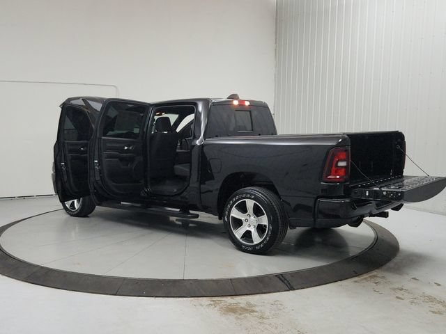Used 2025 RAM 1500 Tradesman AWD/4WD image 13