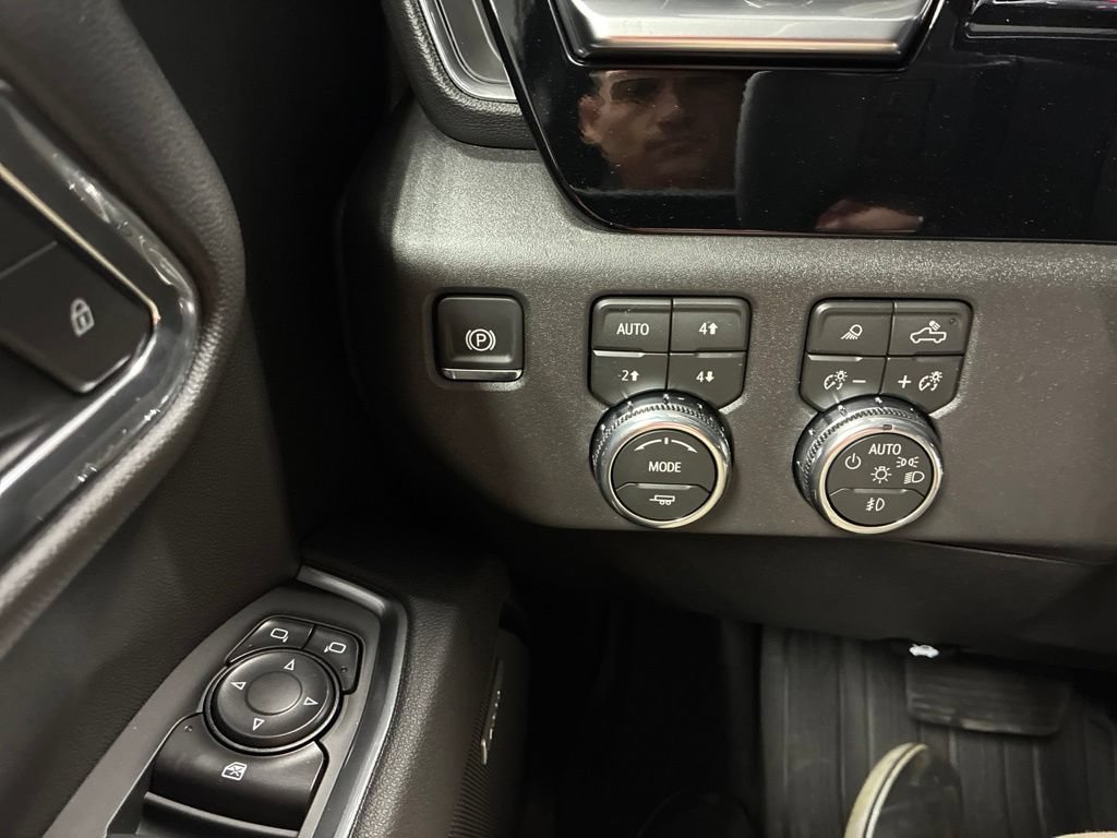 New 2026 GMC Sierra 1500 Elevation w/ Elevation Premium Package AWD/4WD image 16