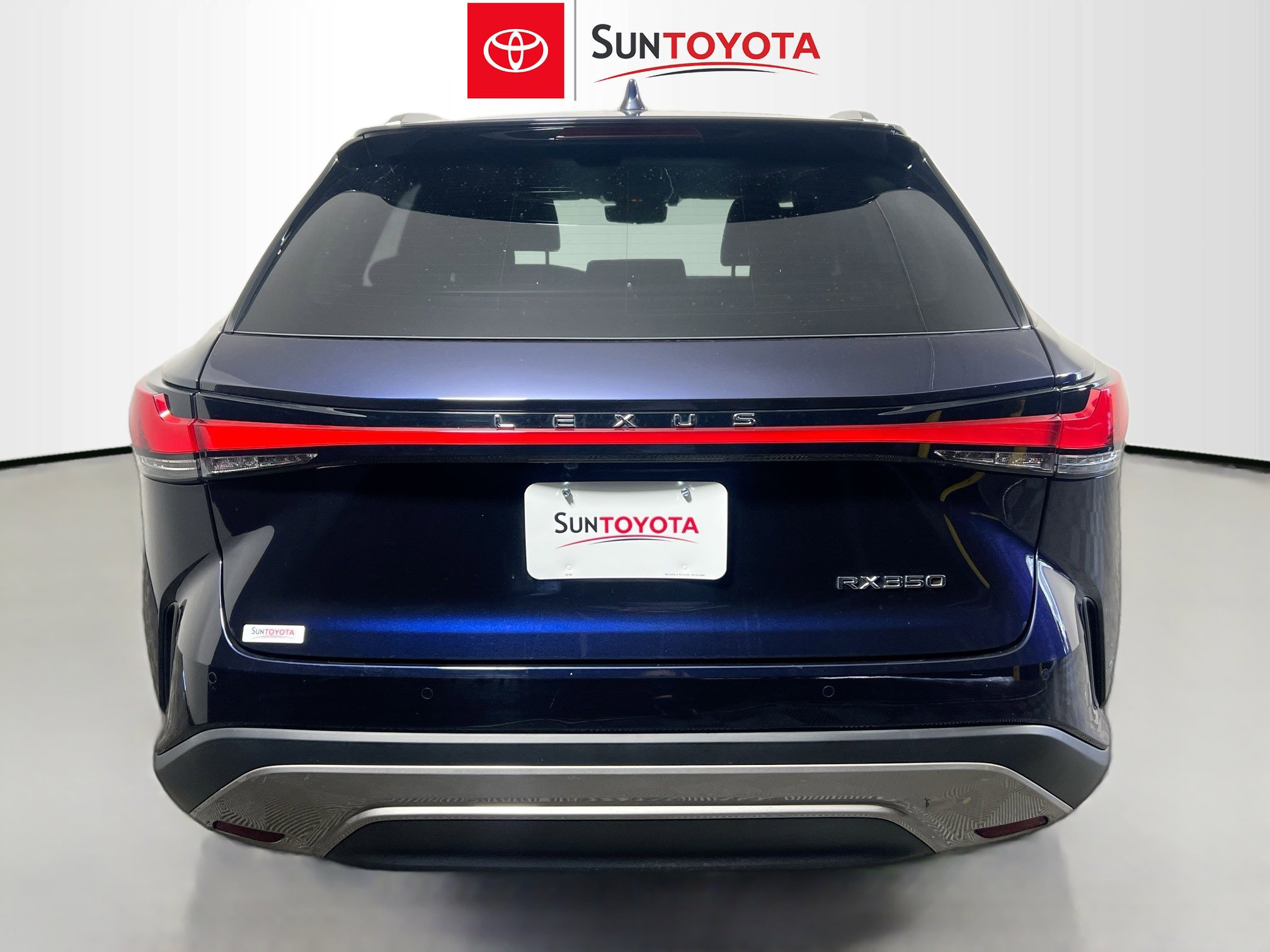 Used 2023 Lexus RX 350 FWD w/ Cold Area Package image 5