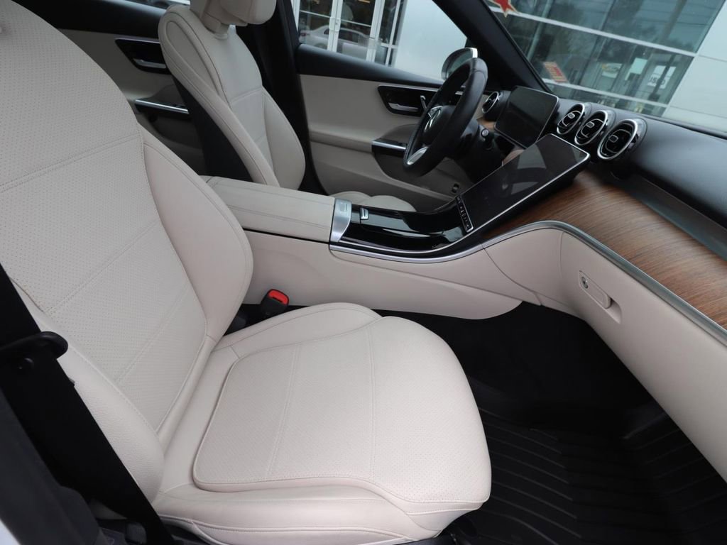 Used 2024 Mercedes-Benz C 300 Sedan image 15