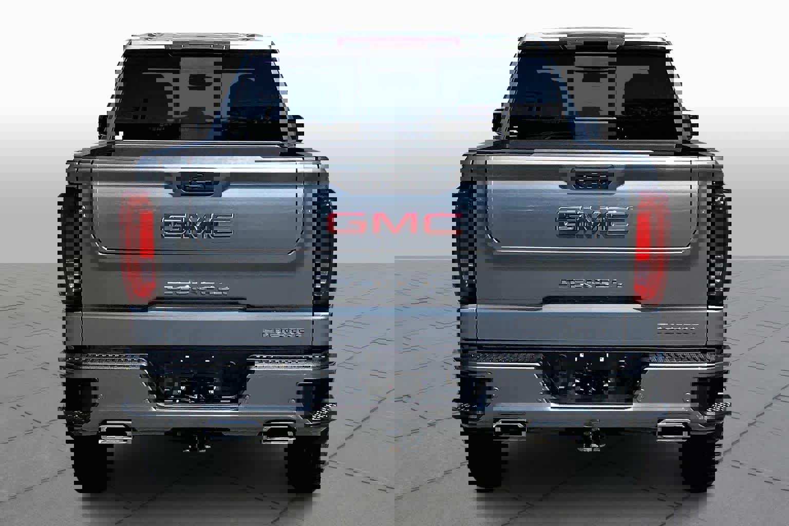 Used 2022 GMC Sierra 1500 Denali w/ Driver Alert Package II image 5