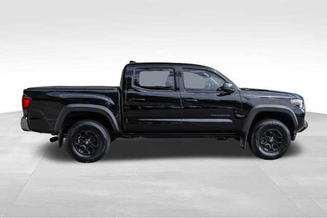 Certified 2023 Toyota Tacoma SR5 w/ SX Package AWD/4WD image 4