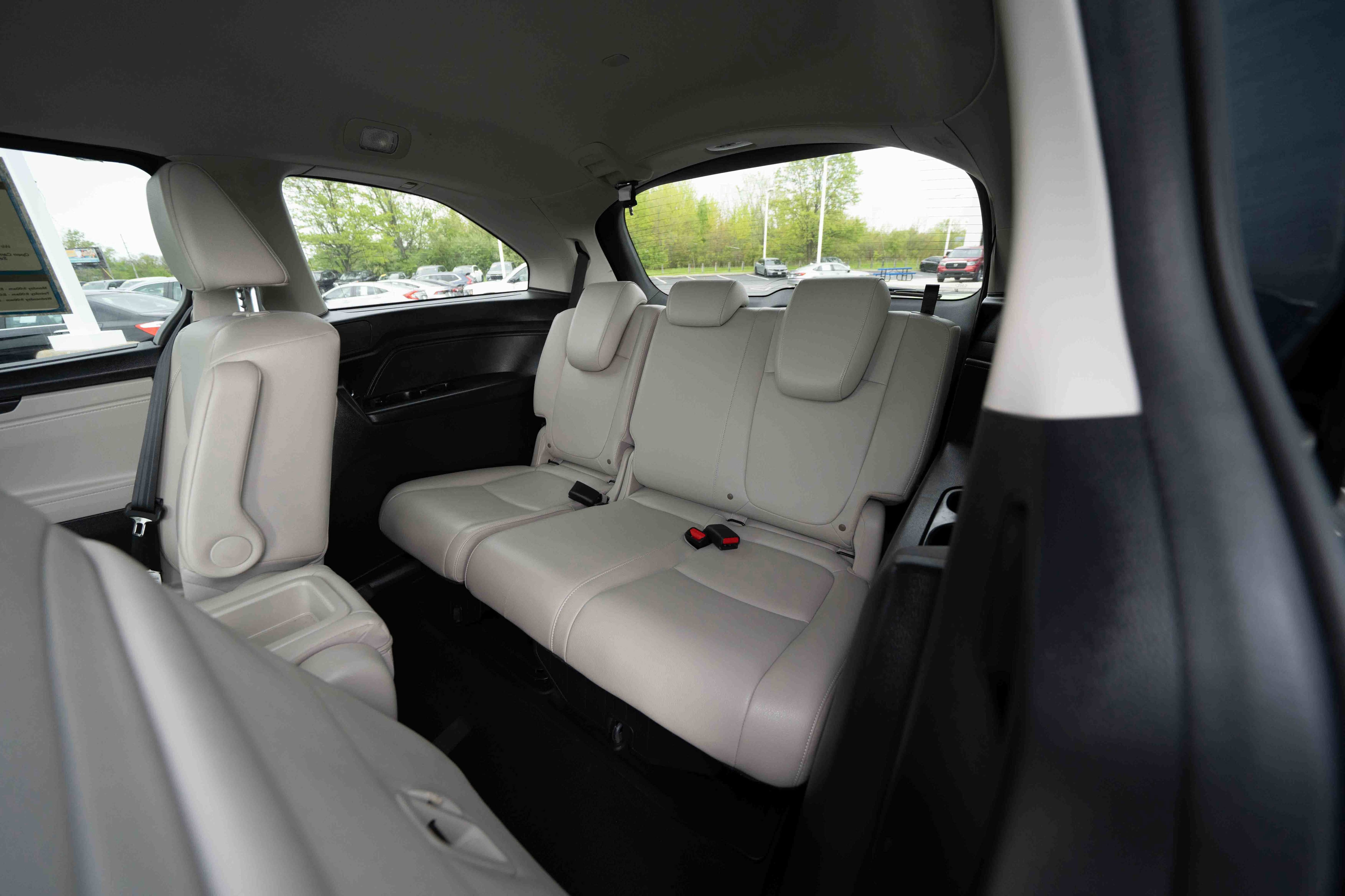 Certified 2025 Honda Odyssey EX-L image 24
