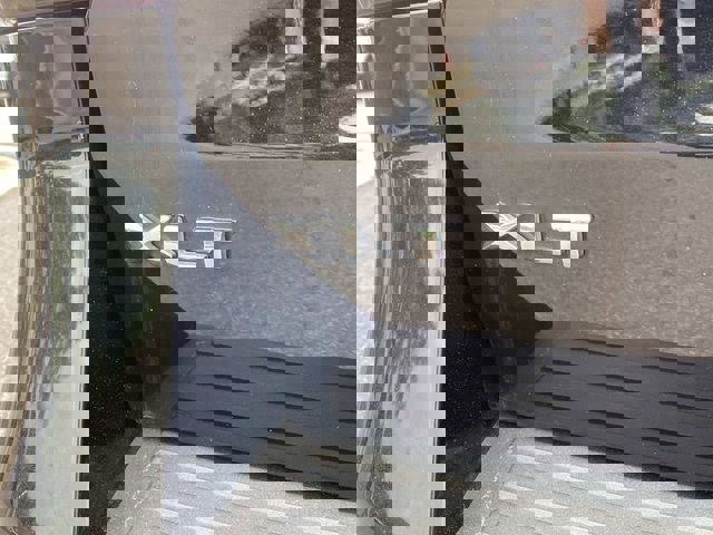 Used 2024 Ford Expedition XLT AWD/4WD image 6