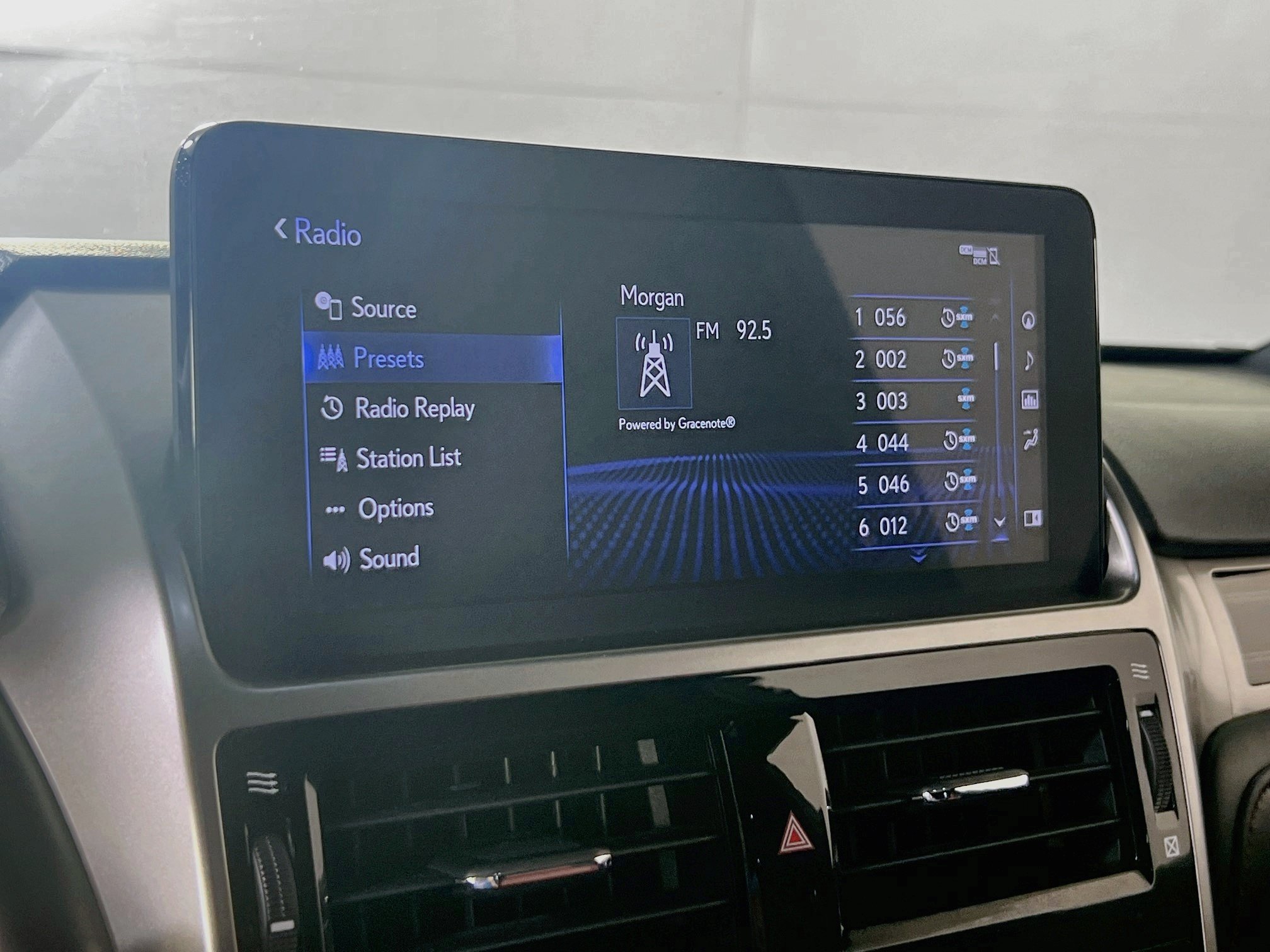 Used 2023 Lexus GX 460 Premium w/ Premium Package AWD/4WD image 15