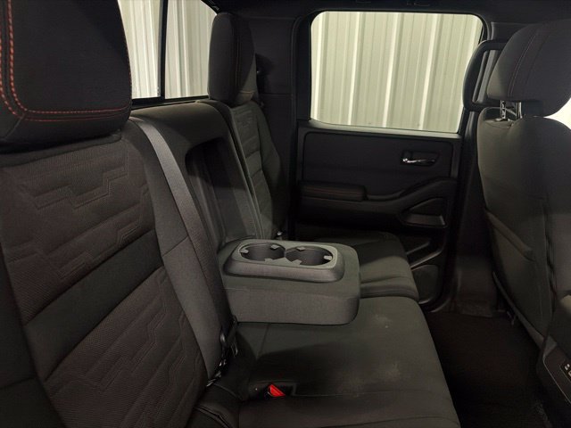 Used 2022 Nissan Frontier PRO-4X w/ Technology Package AWD/4WD image 18