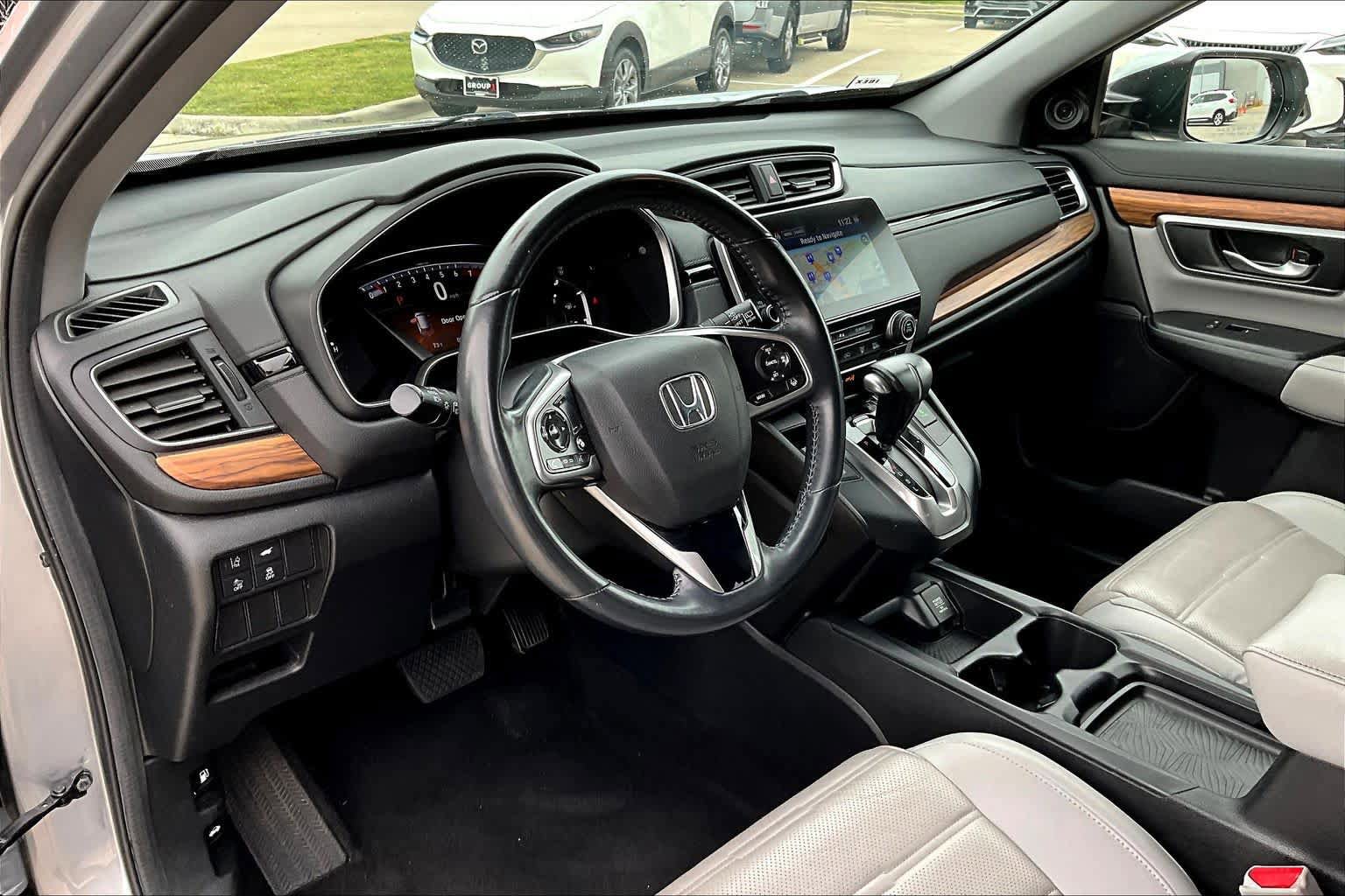 Used 2019 Honda CR-V Touring image 17