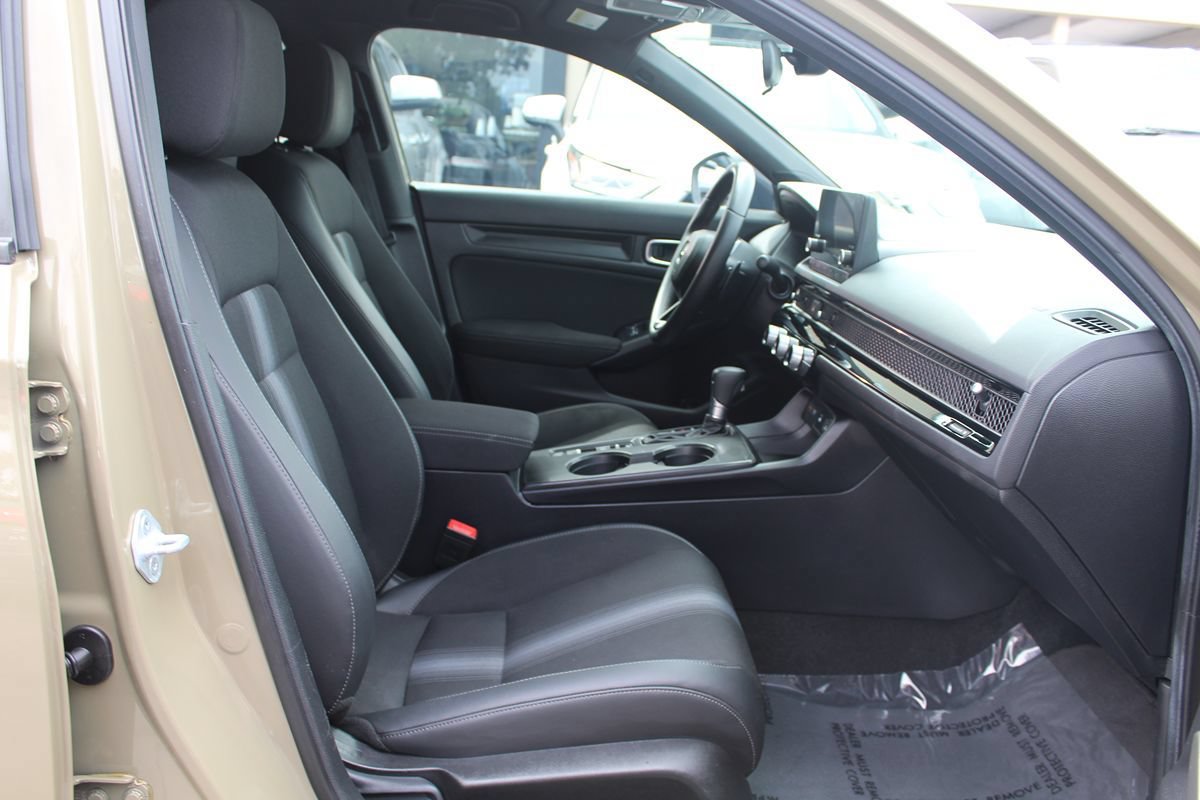 Used 2025 Honda Civic Sport image 20
