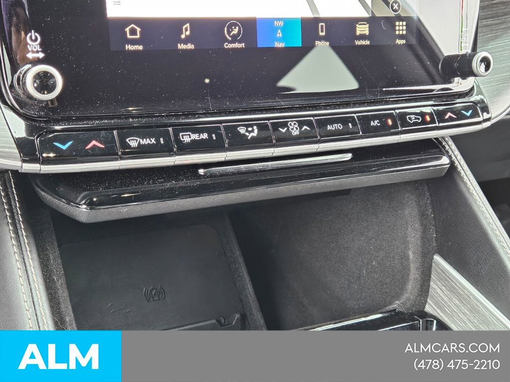 Used 2023 Jeep Wagoneer Series II AWD/4WD image 24