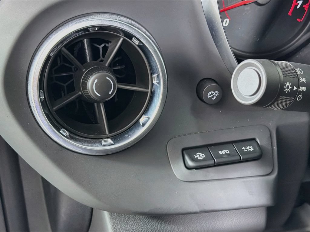 Used 2024 Chevrolet Camaro ZL1 RWD image 10