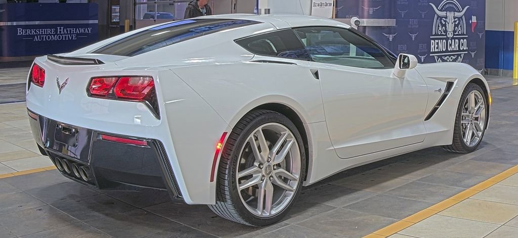 Used 2019 Chevrolet Corvette Stingray Coupe w/ 1LT image 7