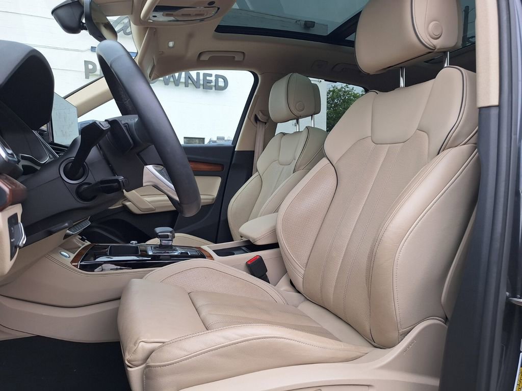 Used 2023 Audi Q5 2.0T Premium Plus AWD/4WD image 19