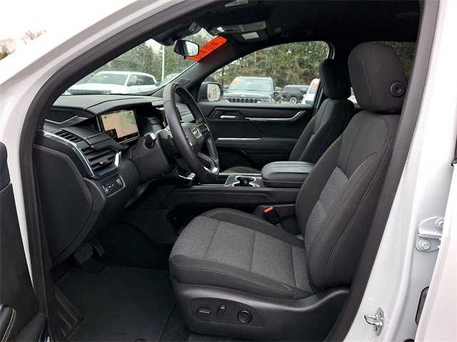 Used 2025 GMC Acadia Elevation image 19