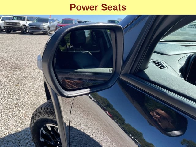 Used 2026 Chevrolet Traverse Z71 w/ LPO, Floor Liner Package AWD/4WD image 7