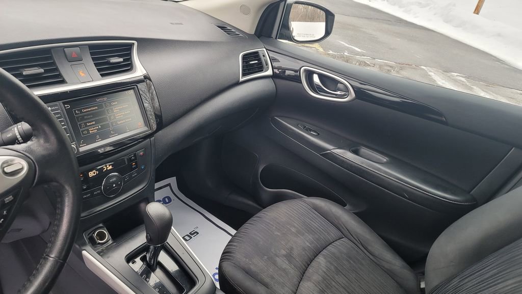Used 2019 Nissan Sentra SV image 23